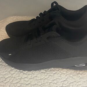 Woman Avia Shoes Black Size 8.5 Memory Foam New Without Box.